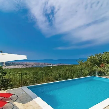 Гостевой дом Sunny Holiday Home With Private Pool Шмрика